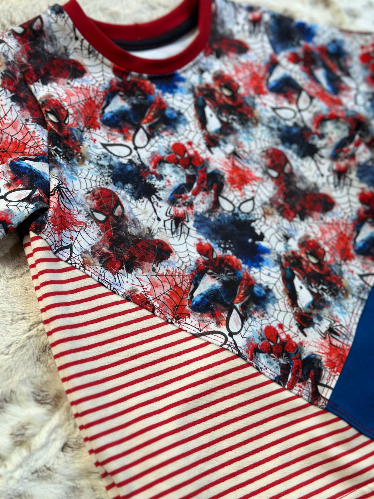 T-Shirt araignée 4T