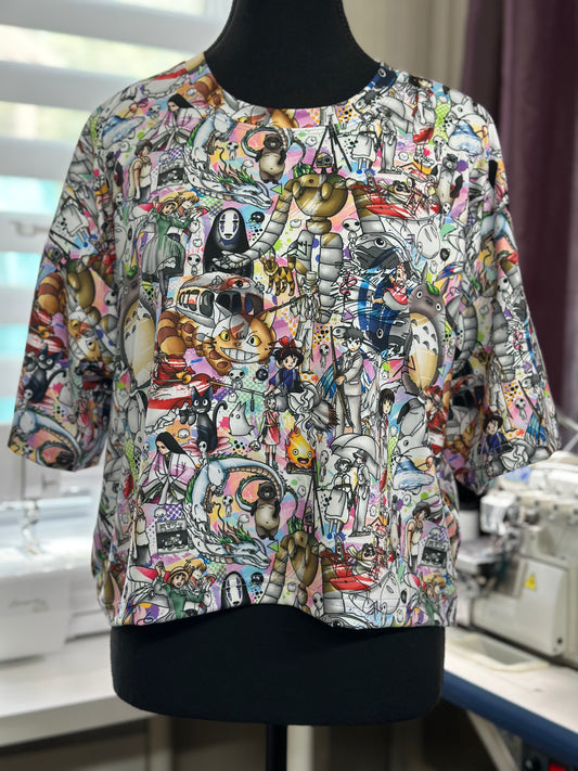 CROP sans visage LARGE femme